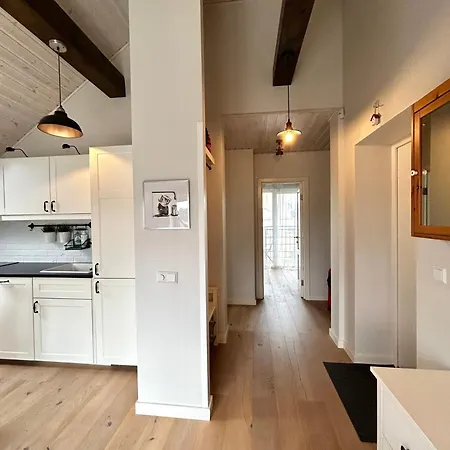 #stayhere - Light 2 Bdr Apartament *