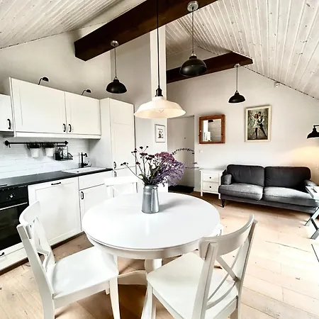 #stayhere - Light 2 Bdr Apartament