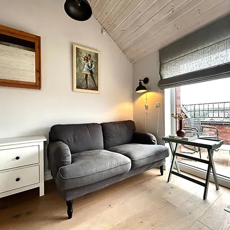 #stayhere - Light 2 Bdr Apartment