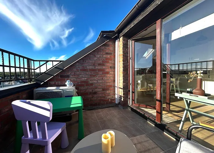 #stayhere - Light 2 Bdr Apartment