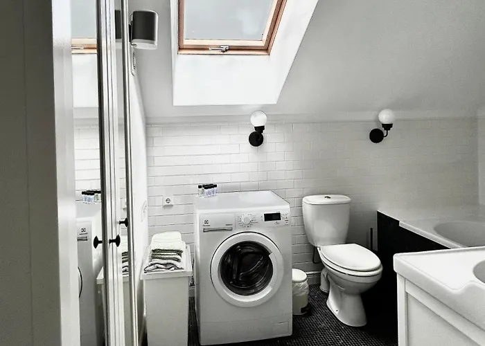 #stayhere - Light 2 Bdr Apartment *