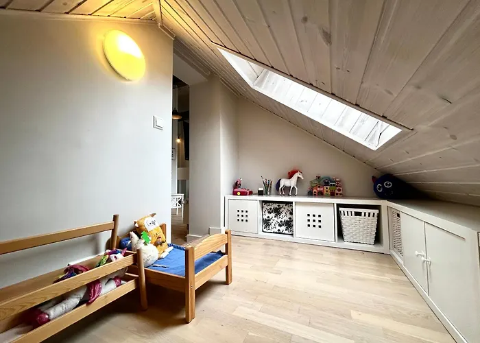 #stayhere - Light 2 Bdr