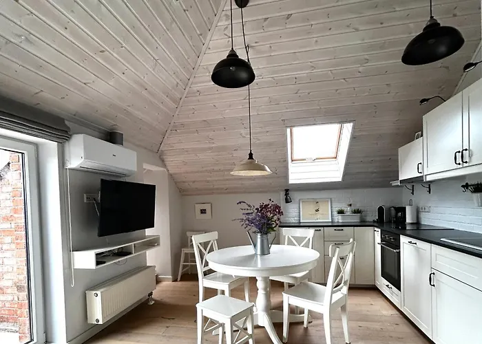 #stayhere - Light 2 Bdr